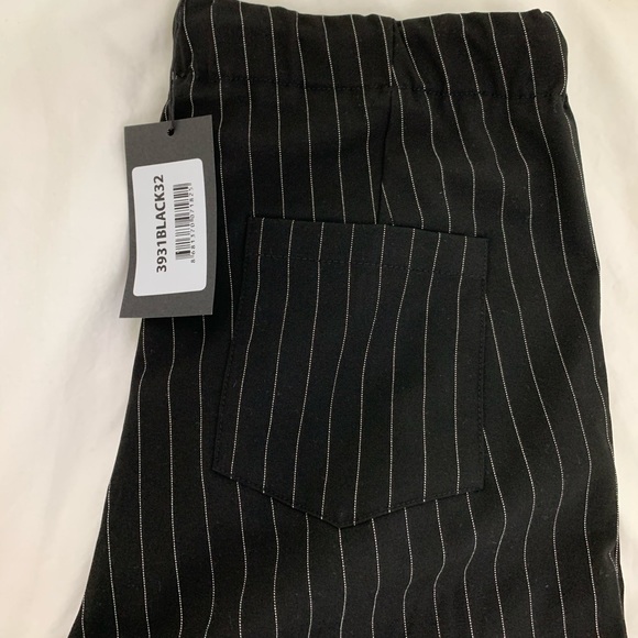 2Y Premium Black pants with stripes Sz 32 - Picture 2 of 5